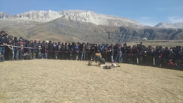 Омар Ханапиев «Самый сильный человек планеты» в с.Гагатли. смотреть онлайн