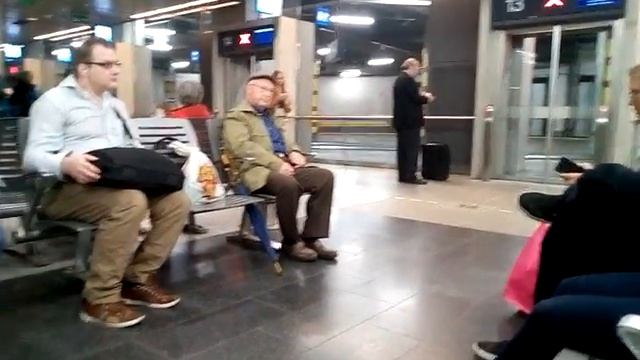 Хельсинки.Автовокзал. смотреть онлайн