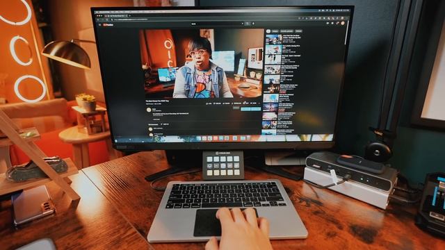 MacBook Pro WITHOUT the Screen? смотреть онлайн