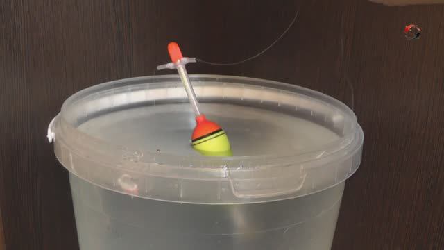 Поплавок СВЕТЛЯЧОК ТИПА КИВОК. Изготовление. Рыбалка. Fishing angeln la pesca câu cá memancing 釣り смотреть онлайн