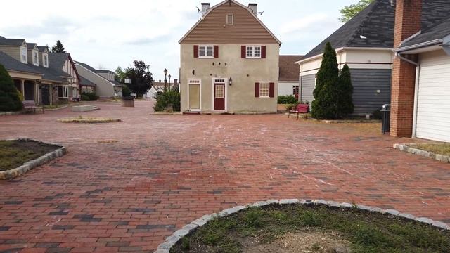 Liberty Village Outlet Mall (DEAD!!) - Raw & Real Retail смотреть онлайн