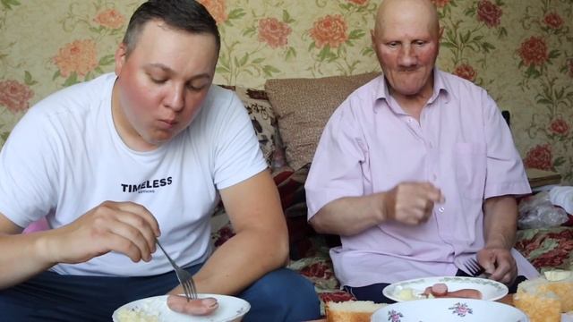 Пюрешка с сосисонами мукбанг с Батей Mukbang