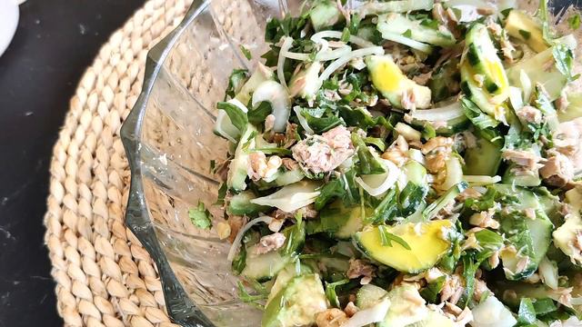Healthy Avocado Tuna Salad l Tuna Salad with Avocado and Walnut l Healthy Fast Food смотреть онлайн