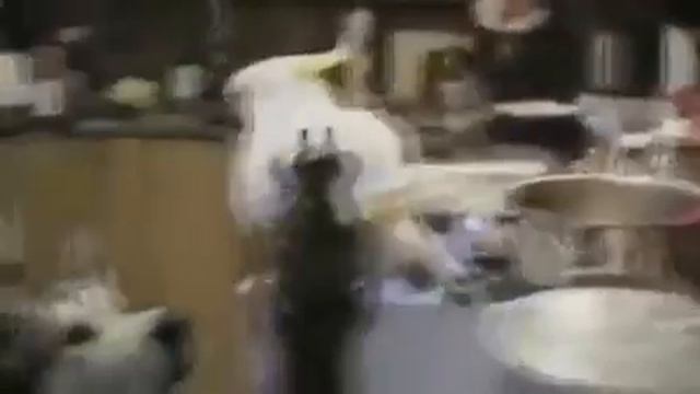 ДРУЖБА ЭТО НЕ РАБОТА (1) смотреть онлайн