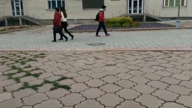 Человеку плохо в Бишкеке(Социальный Эксперимент) смотреть онлайн