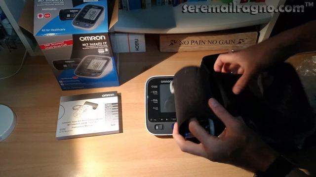 OMRON M7 Intelli - Unboxing [4k] смотреть онлайн