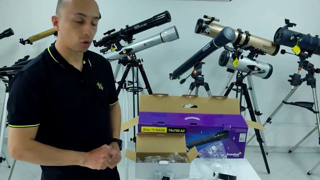 Unboxing Telescopio Levenhuk Blitz 70 Base смотреть онлайн