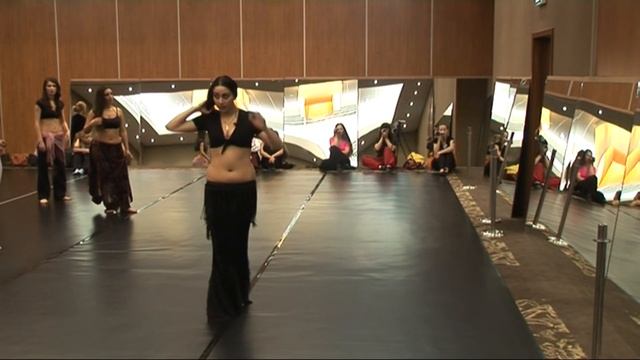 Мастер класс по Belly DanceOriental. Нино "Межансе разборка, постановка и объяснение" смотреть онлайн