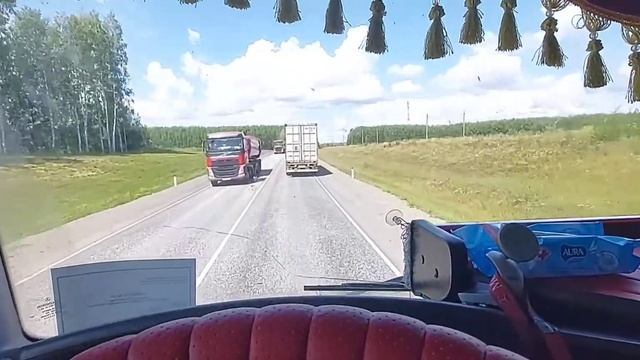 #дальнобойщик #фуры Как мы ездили за дровами! рейс на Котельнич смотреть онлайн