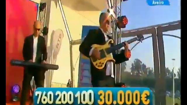 MILA FERREIRA "És a luz que me faz brilhar" em Aveiro na Feira de Março 2015 Contacto Para Romarias смотреть онлайн
