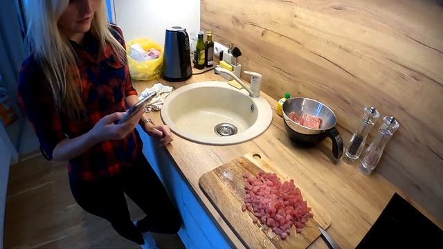 ОСТОРОЖНО!!! САМЫЕ ВКУСНЫЕ ЗАКУСКИ НА ПРАЗДНИЧНЫЙ СТОЛ!!! смотреть онлайн