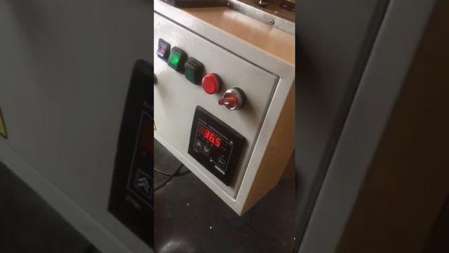 ?Обзор работы с коптильной камерой загрузкой на 40кг!!! ?Копчение грудинки!!! смотреть онлайн