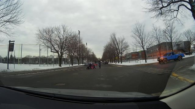 Stops - Part 3: 4 Way Stops смотреть онлайн