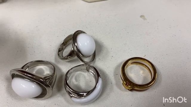 Купить онлайн украшения с белым агатом в серебре. Мой телефон +79155602288 смотреть онлайн