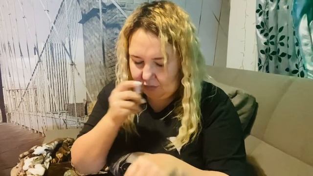 Распаковываю косметику? читаю по-английски как настоящая американка? смотреть онлайн