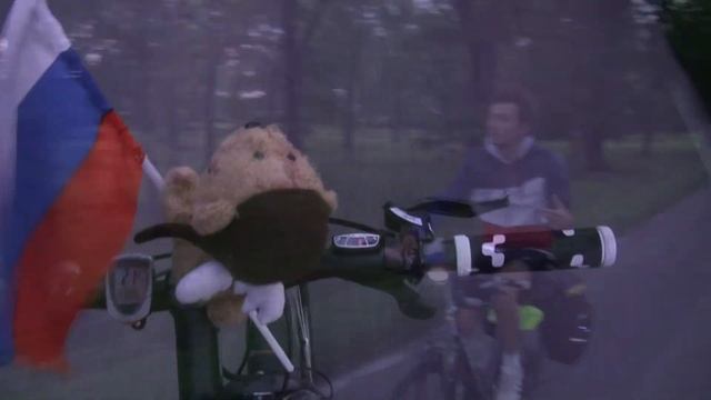 Let's bike it! From Russia to Portugal by bicycle. Trailer. смотреть онлайн