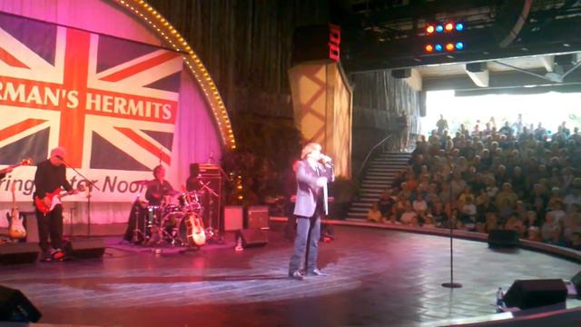 Hermans Hermits смотреть онлайн