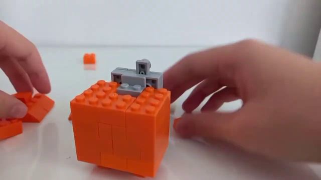 КАК СОБРАТЬ ЛЕГО ФИГУРКУ САМОДЕЛКУ AMONG US смотреть онлайн