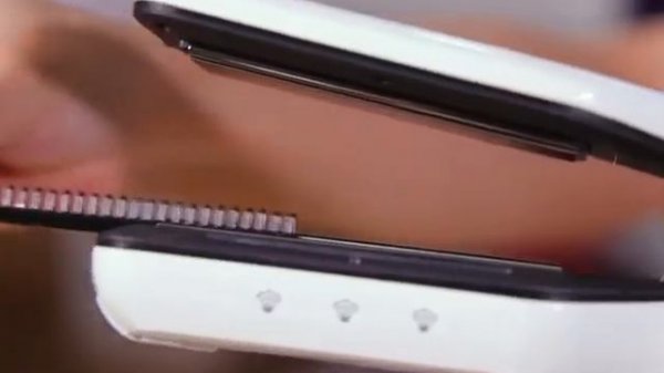 ПРОФЕССИОНАЛЬНЫЙ ПАРОВОЙ ВЫПРАВИТЕЛЬ ДЛЯ ВОЛОС STEAM PLUS WT-031 PROFESSIONAL