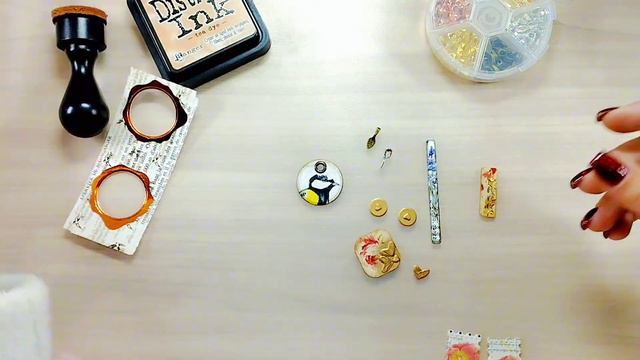 Aujourd'hui on Recycle, Nos Micro-Chutes de Papier en Breloques ! + de 45 créations... смотреть онлайн