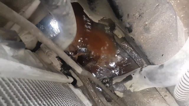 ПРАВИЛЬНАЯ Замена антифриза в автомобиле смотреть онлайн