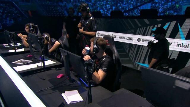 Six Invitational 2024 Grand Finals Full Overtime Match Faze vs W7M смотреть онлайн