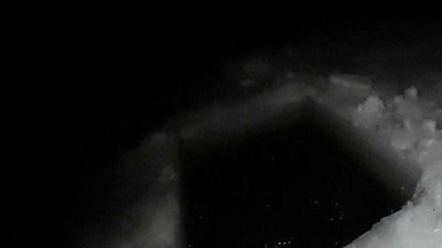 Замор на озере. Недостаток кислорода. Спасаем рыбу. смотреть онлайн