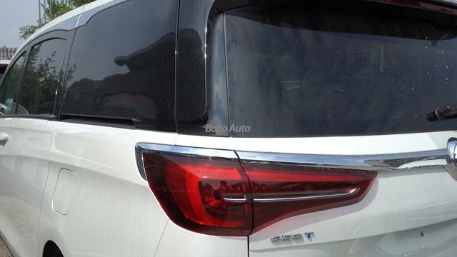 New Buick GL8 ES Luzun Appearance Video Display смотреть онлайн