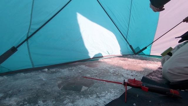 Эксперимент! на ЧЕРВЯ. рыбалка на червя зимой. рыбалка в марте. смотреть онлайн