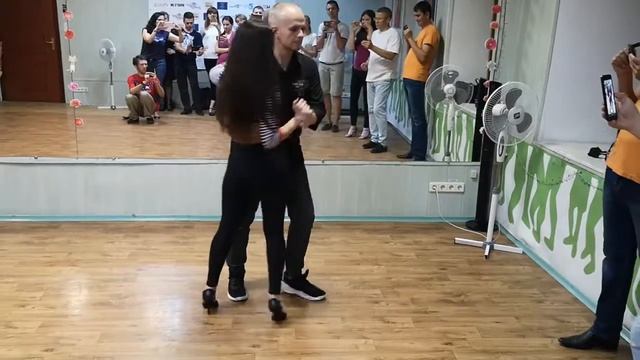 Urban Kiz & Urban Zouk #kizouk #kizomba #zouk смотреть онлайн