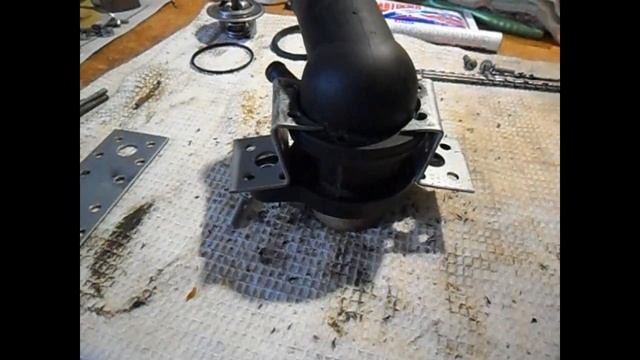 Снятие и ремонт термостата Дэу Нексии N150 1.6 л.16v. смотреть онлайн