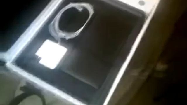 justin bieber Unboxing 2011 15" MacBook Pro Core i7 смотреть онлайн