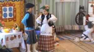 Театрализованное представление "Про семью про дружную, всем такую нужную". Часть 1.