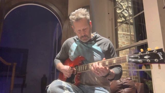 2022 Gibson SG Standard ‘61 - Cherry смотреть онлайн