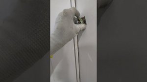 Как закрепить дверь за пустотелую стену