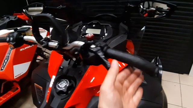 Новинка сезона 2021 снегоход Ski-Doo Expedition SWT TURBO 900ACE смотреть онлайн