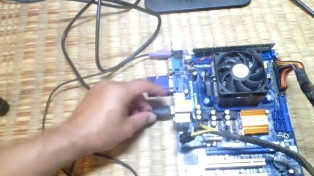 N68-s3 UCC AMD ahtlonII x3 445 3.1G смотреть онлайн