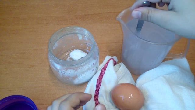 Опыт:яйцо,соль,ёмкость и вода смотреть онлайн