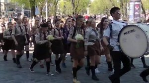 Орлёнок, орлёнок, взлети выше солнца ...