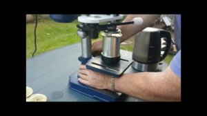 укупорочная машина для закатки жестяных консервных банок