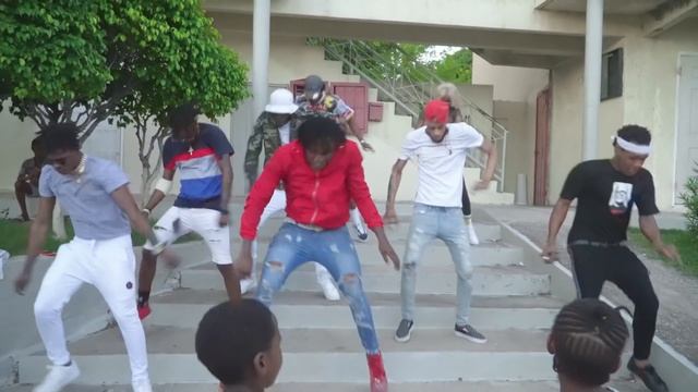 Ravers Clavers performing "Cha Cha" dance by Dancy Ravers смотреть онлайн