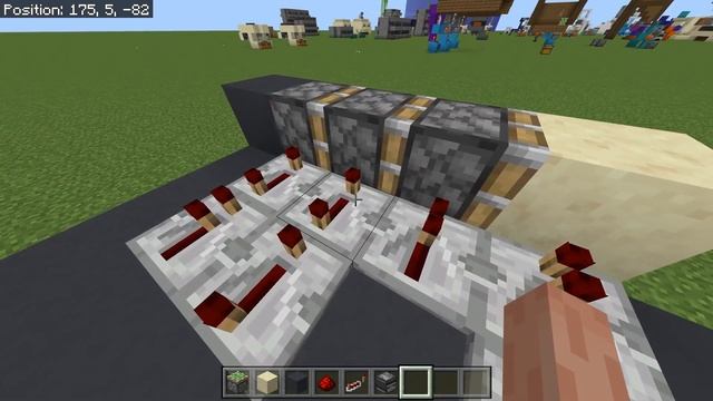 The SMALLEST Triple Piston Extender in Minecraft Bedrock! TUTORIAL смотреть онлайн