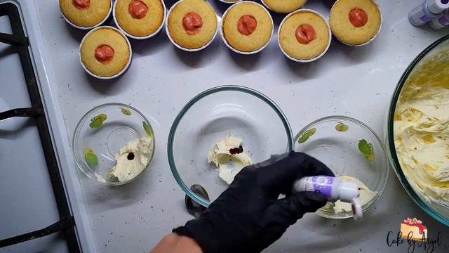 ❗КАК СДЕЛАТЬ РАЗНОЦВЕТНЫЕ КАПКЕЙКИ❗HOW TO MAKE COLORED CAPCAKES ❗и РЕЦЕПТ КРЕМА В ОПИСАНИИ♥️ смотреть онлайн