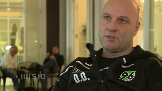 Korkut und Hannover trotzen dem Regenwetter in Belek смотреть онлайн
