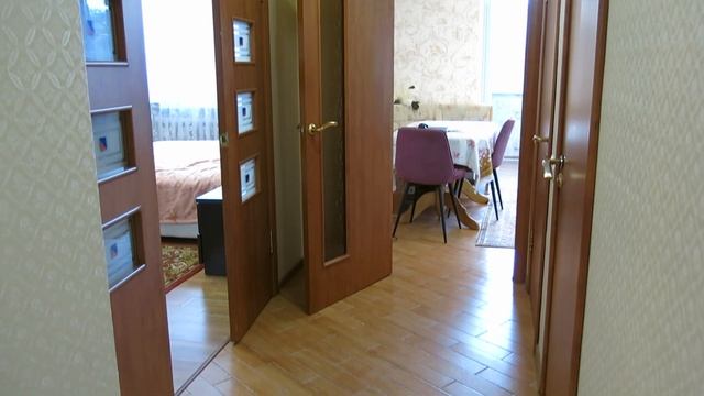 2-комнатная квартира с ремонтом и мебелью в районе ул. 40-летия Победы. Общей площадью 82 кв. м. смотреть онлайн