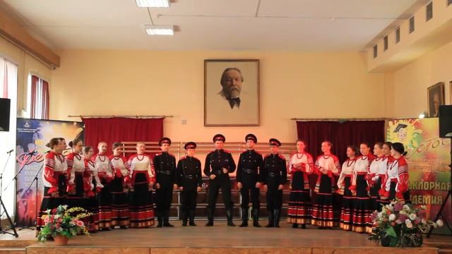Ансамбль «Беседы»ю Запевает Александр Ананьев «Батюшка наш, Дон» смотреть онлайн