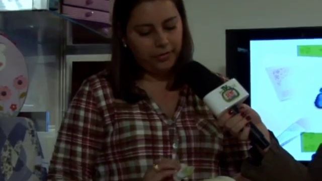 DECOUPAGE EM VIDRO RECICLADO COM A ARTESÃ CAROL BONGIOVANNI