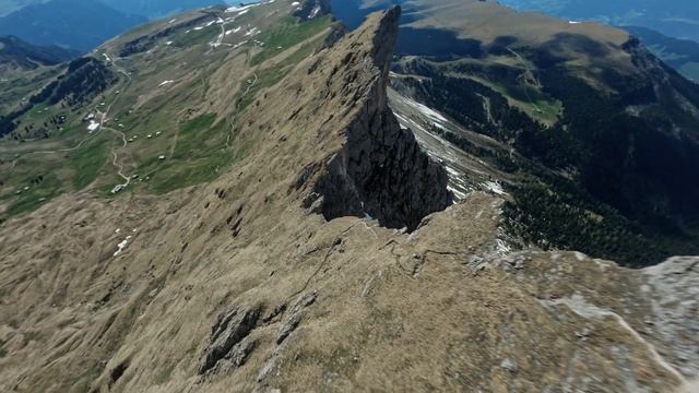 SECEDA | FPV Cinematic | 4K | Dolomites смотреть онлайн