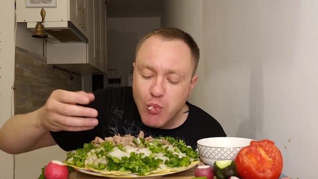 МУКБАНГ. ОБЖОР. БЕШБАРМАК ИЗ ГОВЯДИНЫ. МЯСО, БУЛЬОН, ОВОЩИ. АСМР. ОБСУЖДАЕМ КОММЕНТЫ. MUKBANG. ASMR смотреть онлайн
