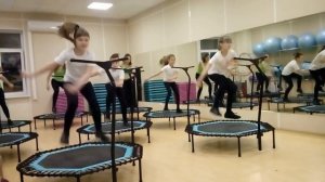 Танцы на батутах. Показательные выступления 2